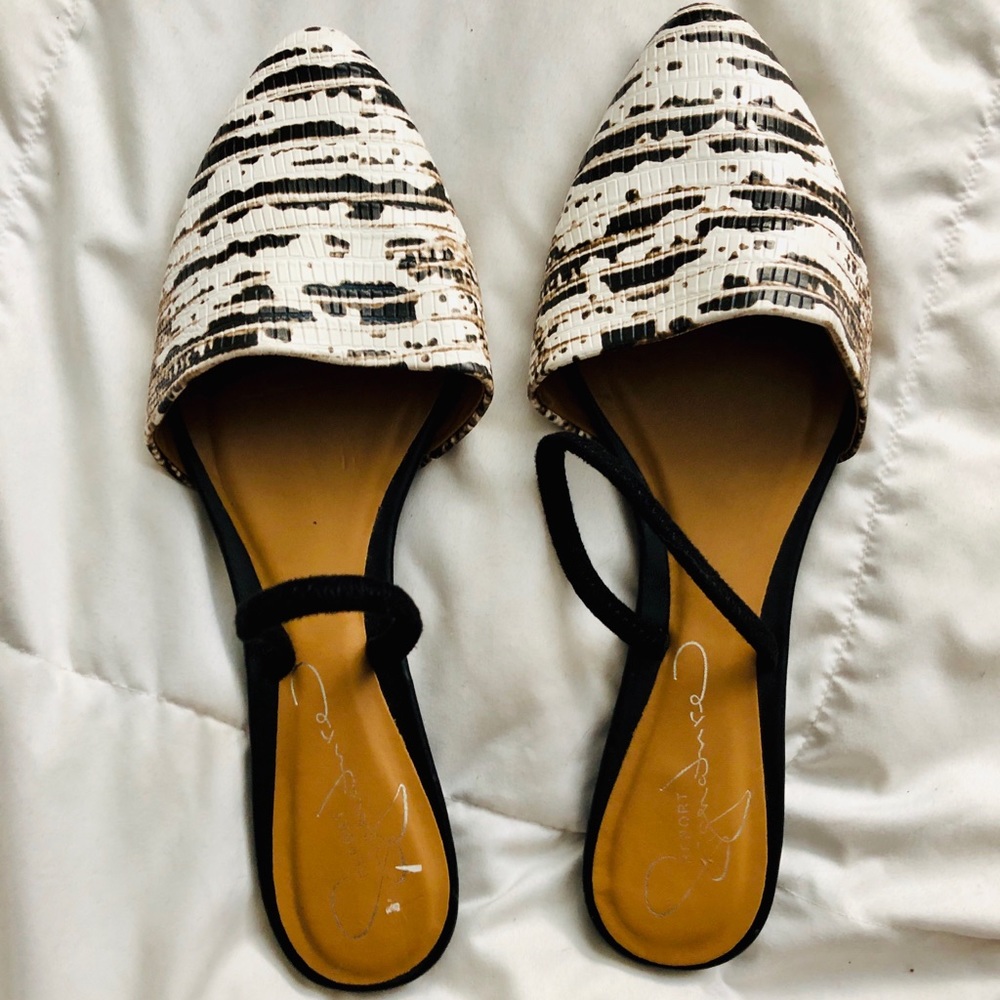 REPORT SIGNATURE COLLECTION FOOTWEAR